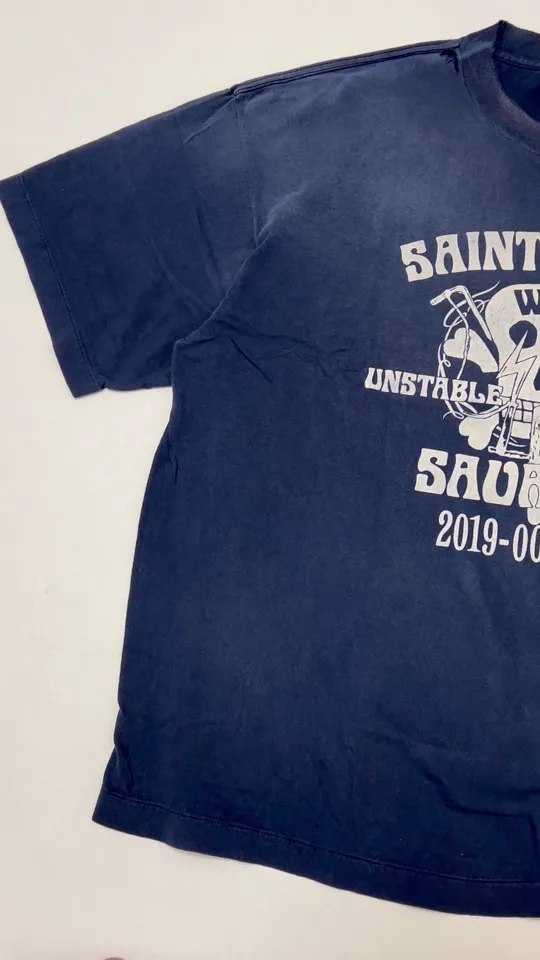 SAINT Mxxxxxx × NEIGHBORHOOD STHD . SS TEE SAINT NBHD/NVY NBHD Takizawa Shinsuke SAINT HOOD joint project Skeleton lightning destruction TEE Washed blue S-XL OE yarn tube weaving without side seam fabric Re-washed to make it distressed Cut and damaged treatment Ma Liu fading process Printing simulates natural distressed effect Correct version Customized joint main mark/wash mark/angel mark